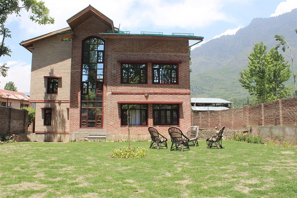 Hotel Sheesha Residency Srīnagar Exterior foto