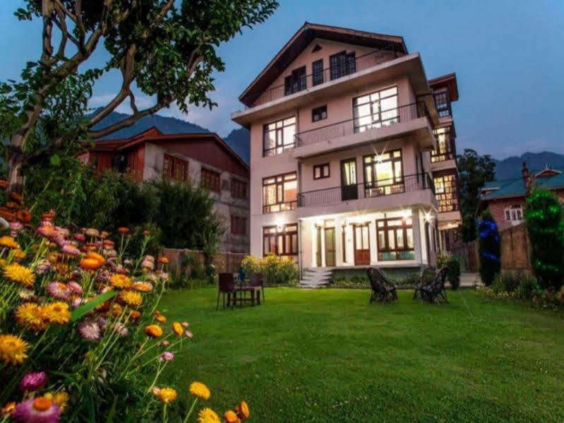 Hotel Sheesha Residency Srīnagar Exterior foto